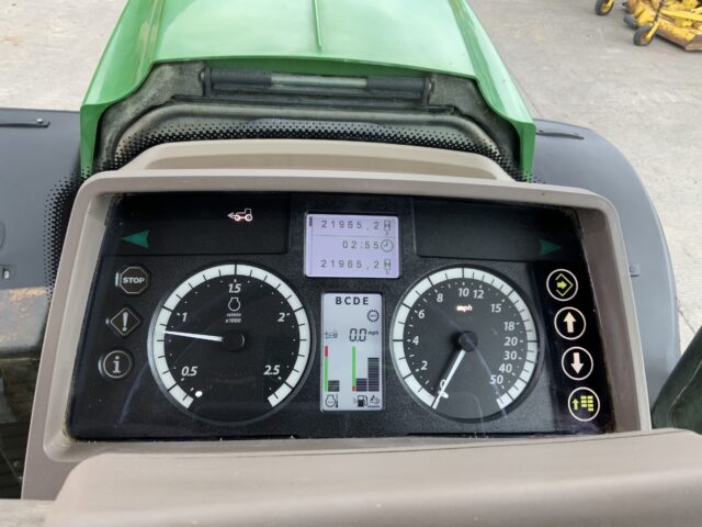 John Deere Tractor  6155M (ST23502)