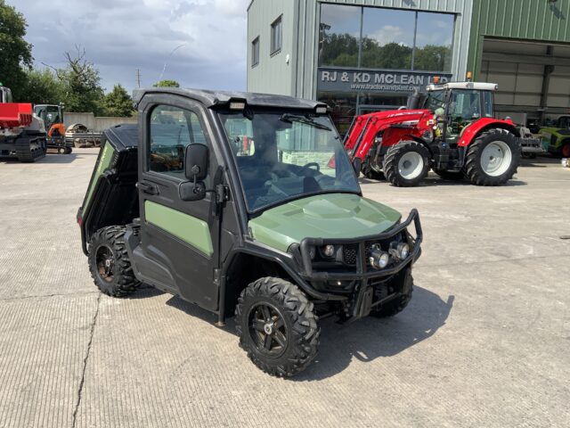 John Deere XUV 865M Gator (ST23738)