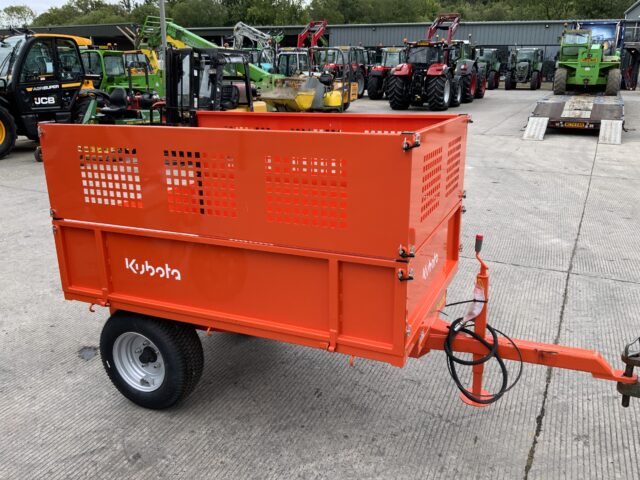 Kubota DW Tomlin Drop Sided compact tipping trailer