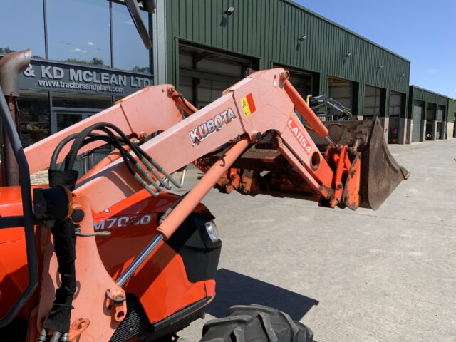Kubota M7060 Tractor (ST23817)