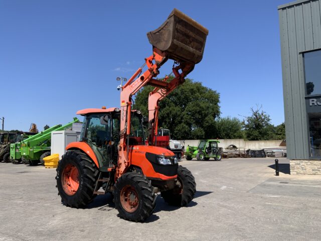 Kubota M7060 Tractor (ST23817)