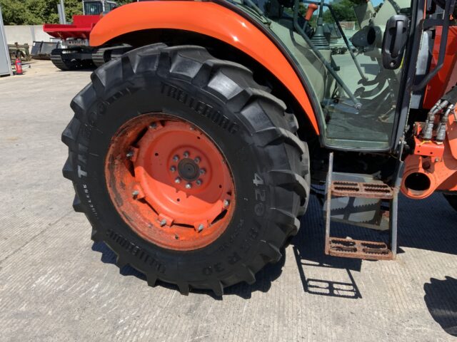 Kubota M7060 Tractor (ST23817)