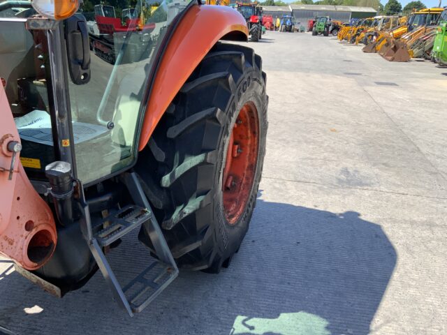 Kubota M7060 Tractor (ST23817)