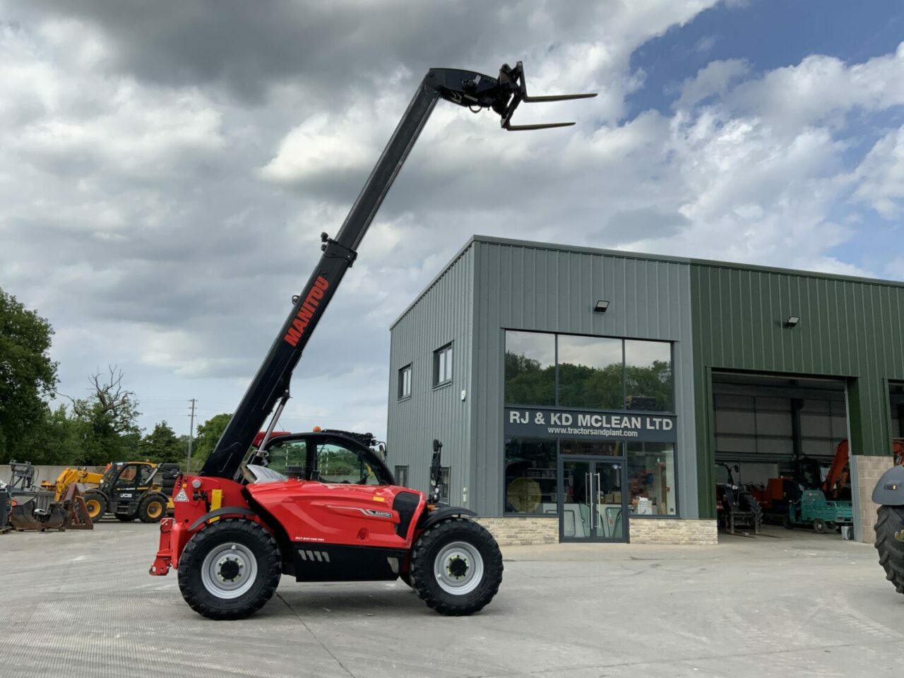 manitou-mlt-841-145-ps-telehandler-st23226-img-5447-1500x1125