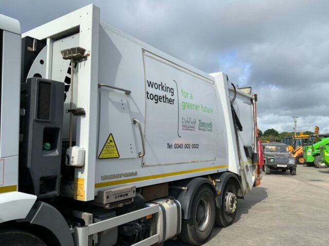 Mercedes Econic 2630 Refuse Bin Lorry (ST23870)