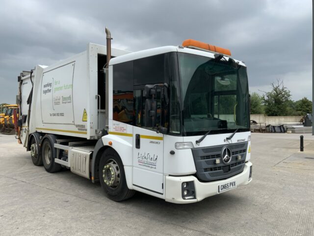 Mercedes Econic 2630 Refuse Truck (ST22875)