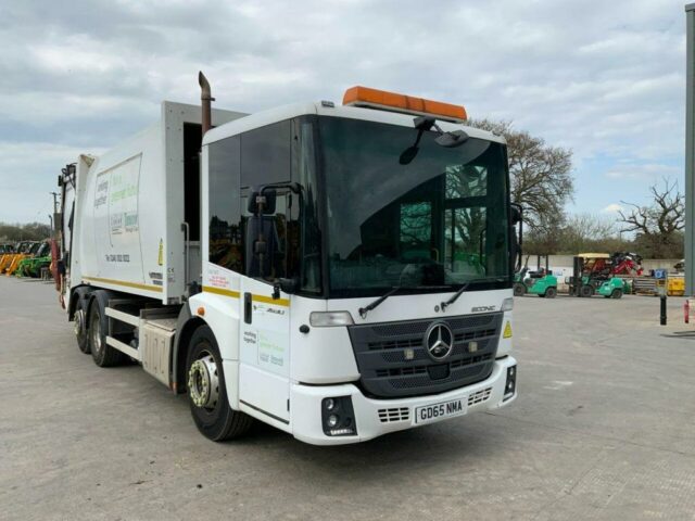 Mercedes Econic 2630 Refuse Truck (ST22884)