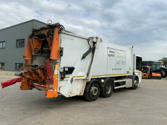 Mercedes Econic 2630 Refuse Truck (ST22884)