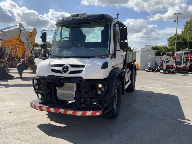 Mercedes U430 Unimog AG (ST23830)