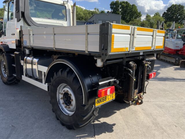 Mercedes U430 Unimog AG (ST23830)