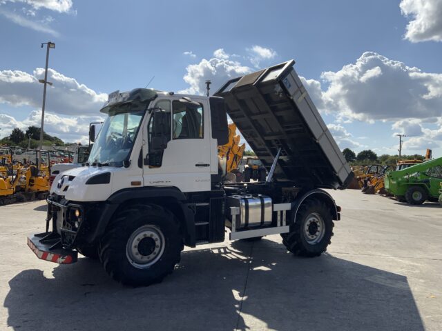 Mercedes U430 Unimog AG (ST23830)