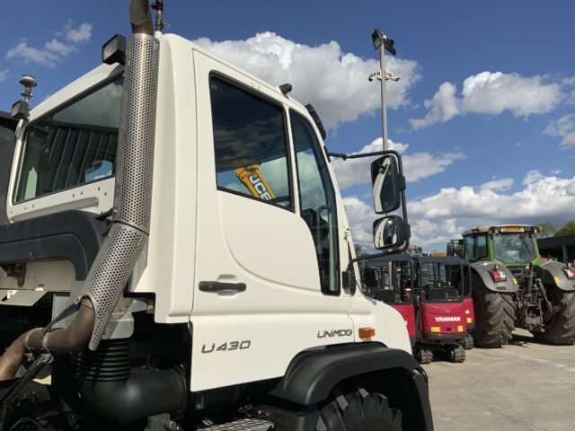 Mercedes U430 Unimog AG (ST23830)