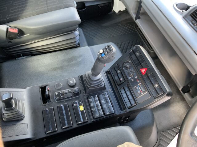 Mercedes U430 Unimog AG (ST23830)