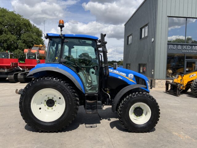 New Holland T5.95 Tractor (ST23758)