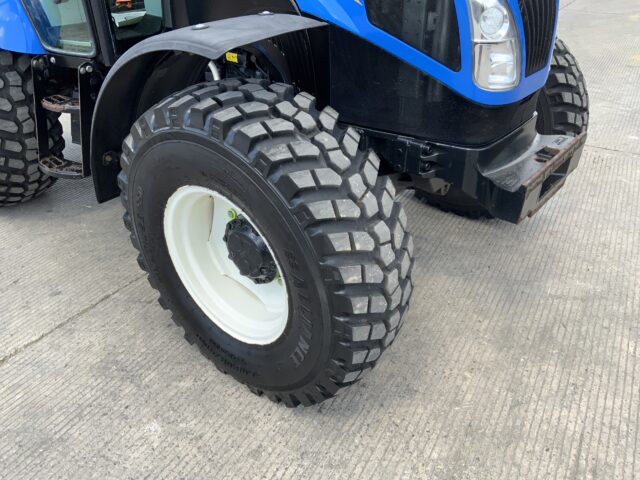 New Holland T5.95 Tractor (ST23758)