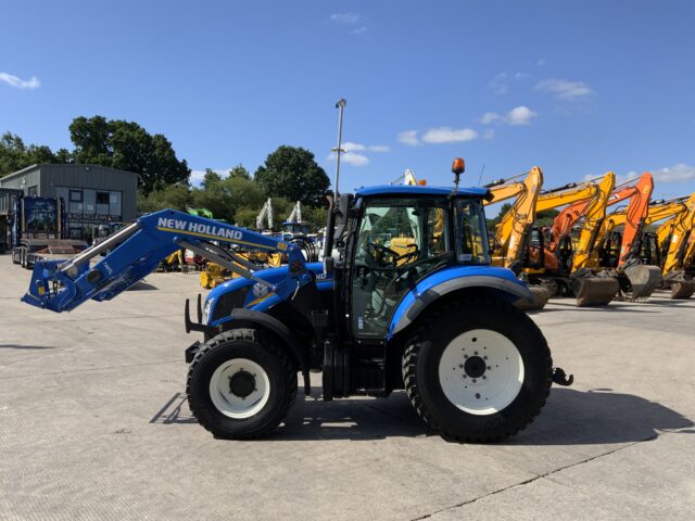 New Holland T5.95 Tractor (ST23761)