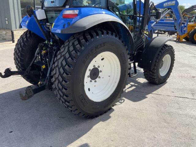 New Holland T5.95 Tractor (ST23761)