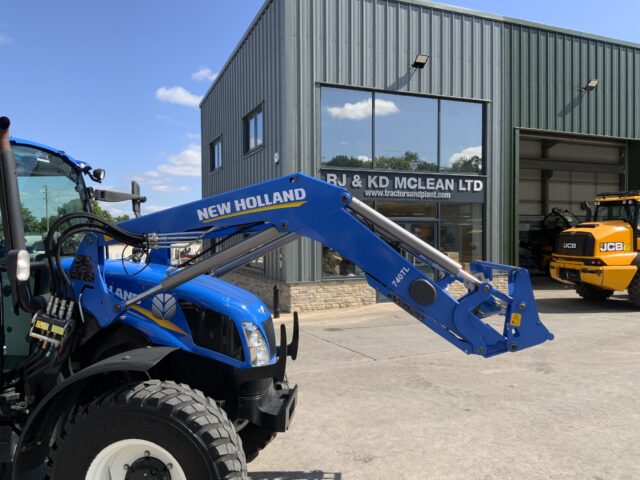 New Holland T5.95 Tractor (ST23761)