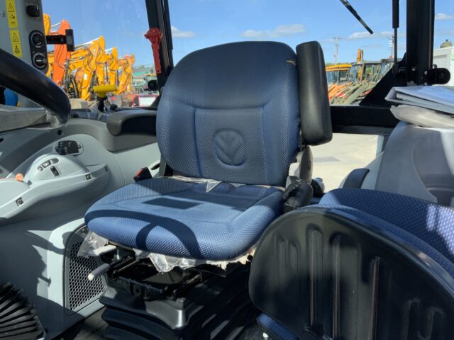 New Holland T5.95 Tractor (ST23761)