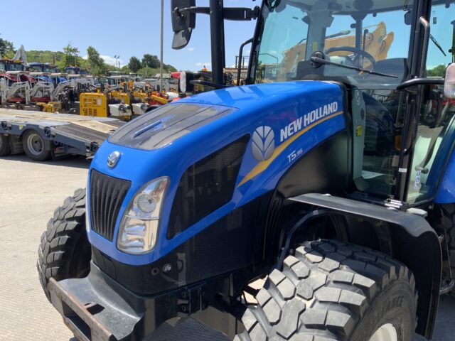 New Holland T5.95 Tractor (ST23762)
