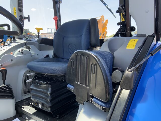 New Holland T5.95 Tractor (ST23762)