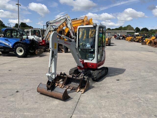 Takeuchi TB216 Digger (ST23359)