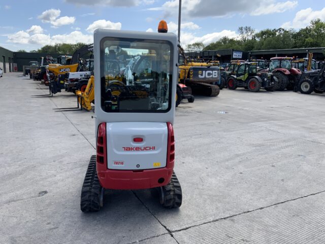 Takeuchi TB216 Digger (ST23359)