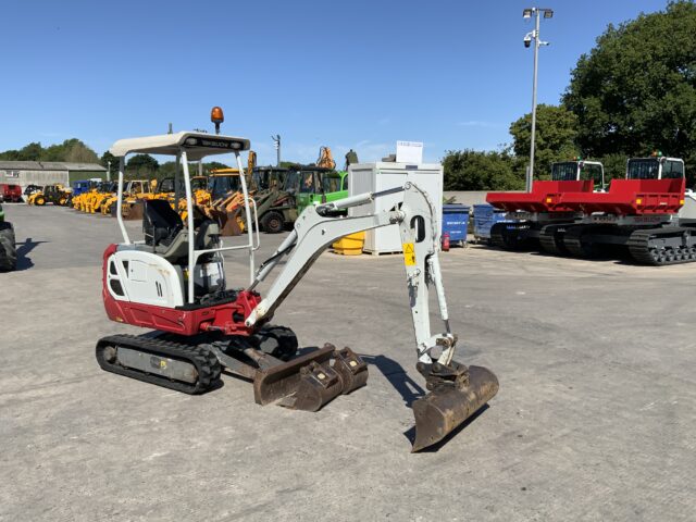 Takeuchi TB216 Digger (ST23859)