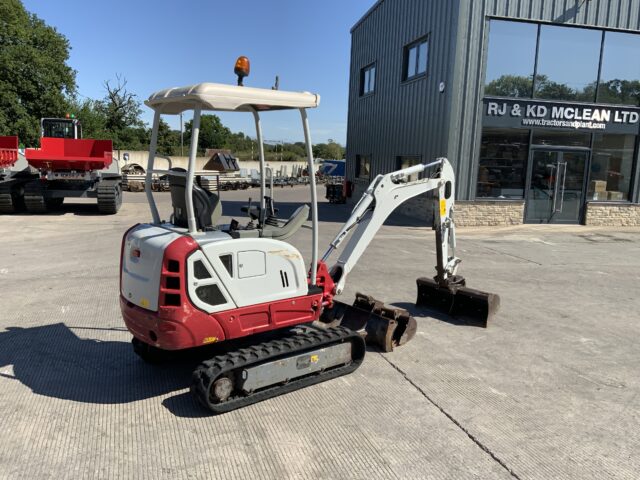Takeuchi TB216 Digger (ST23859)