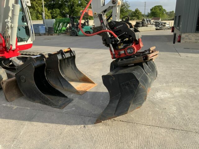 Takeuchi TB290 Digger With Rototilt (ST22482)