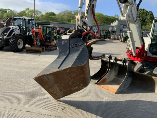 Takeuchi TB290 Digger With Rototilt (ST22482)