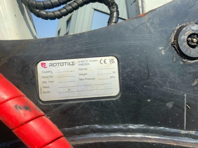 Takeuchi TB370 Complete With Rototilt Rotator (ST22841)