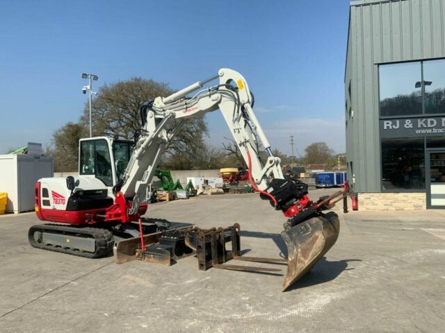 Takeuchi TB370 Complete With Rototilt Rotator (ST22841)