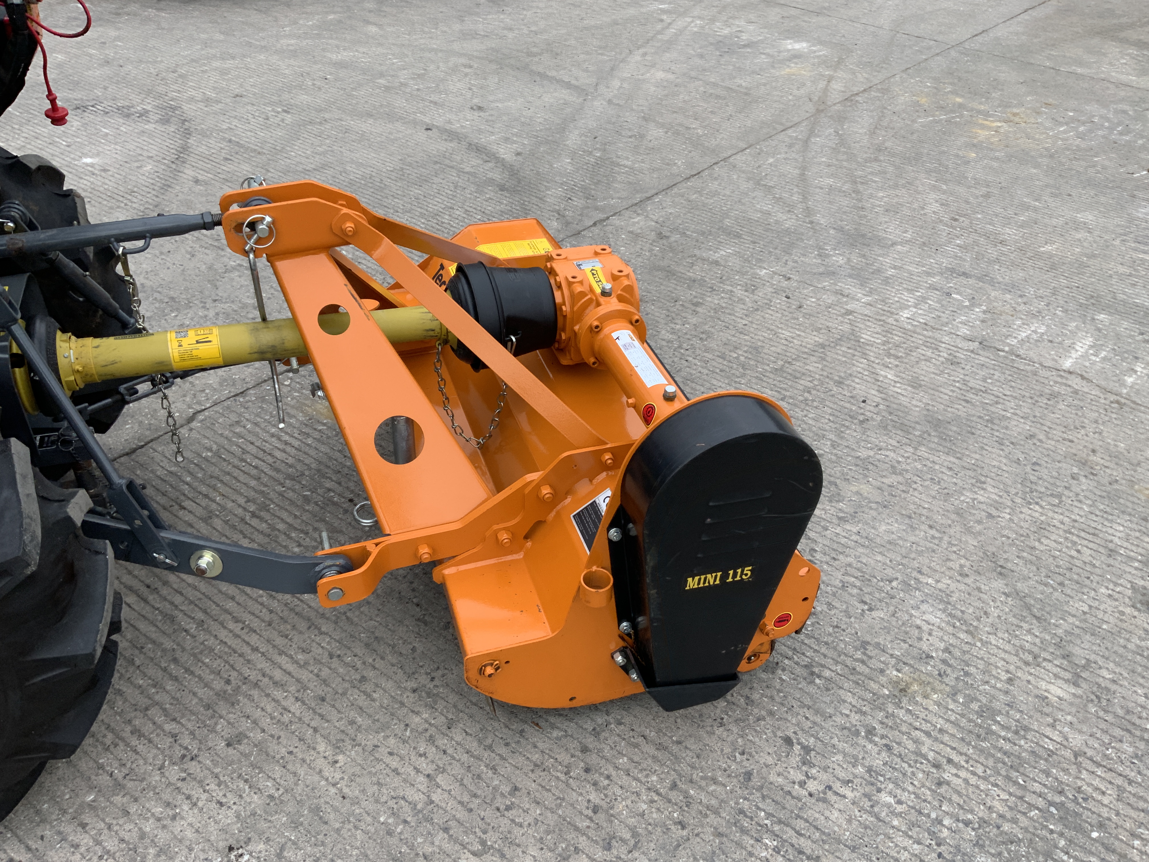 Teagle/ Berti 4ft Compact Flail