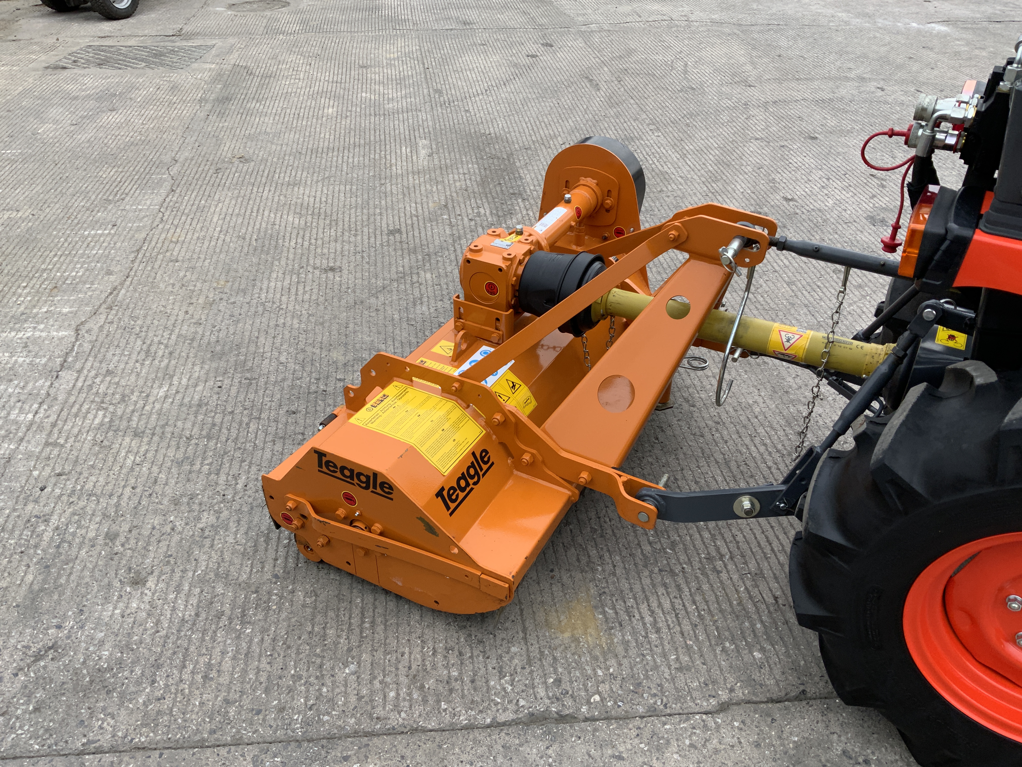 Teagle/ Berti 4ft Compact Flail