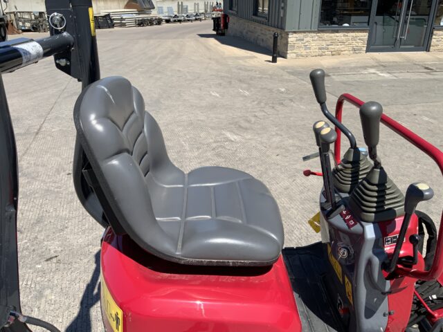 Unused Yanmar SV08 Micro Digger (ST23911)