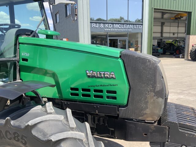 Valtra 6750 Tractor (ST23720)