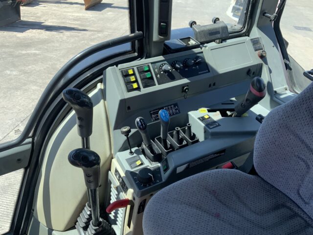 Valtra 6750 Tractor (ST23720)