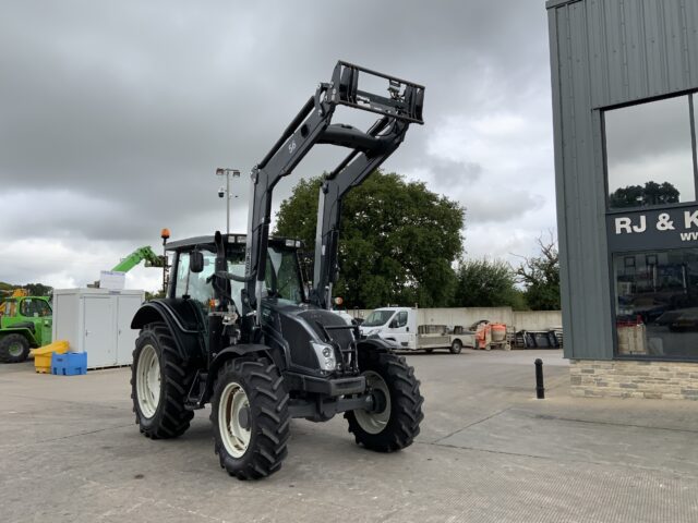 Valtra N103 Hi tech (ST23719)