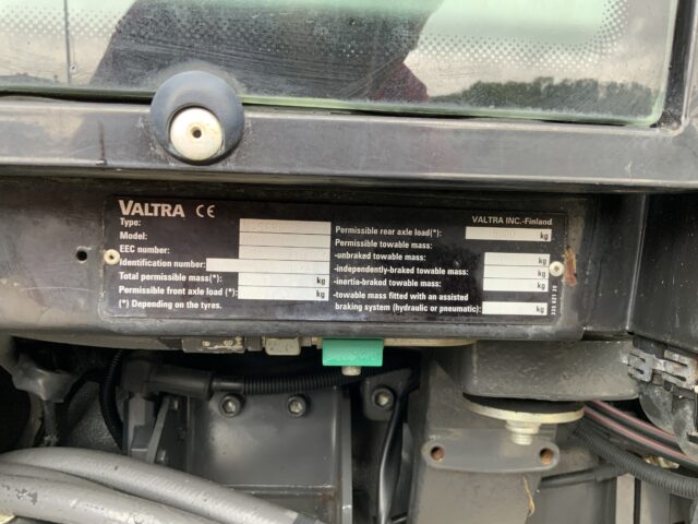 Valtra N103 Hi tech (ST23719)