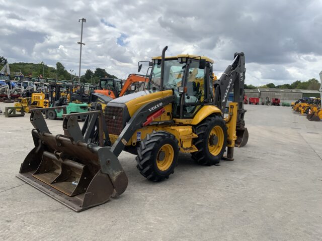 Volvo BL71 Wheeled Digger (ST23718)