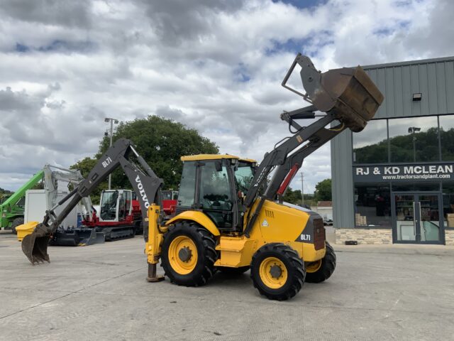 Volvo BL71 Wheeled Digger (ST23718)