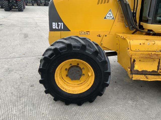 Volvo BL71 Wheeled Digger (ST23718)