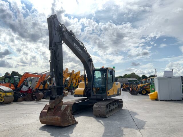 Volvo EC140L (ST22583)