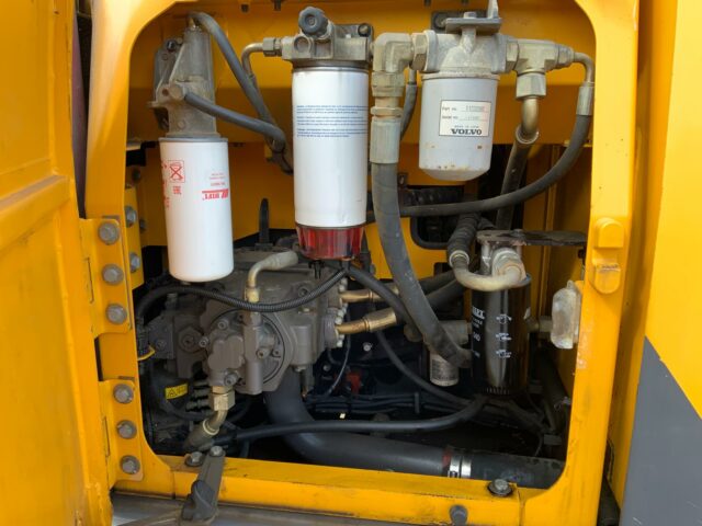 Volvo EC140L (ST22583)
