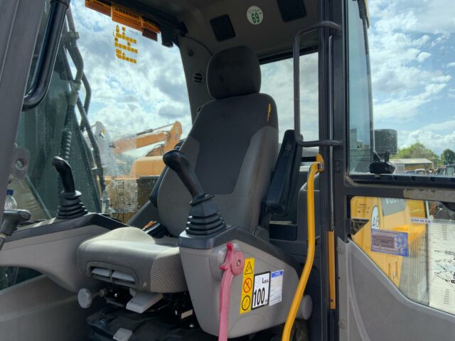 Volvo EC140L (ST22583)