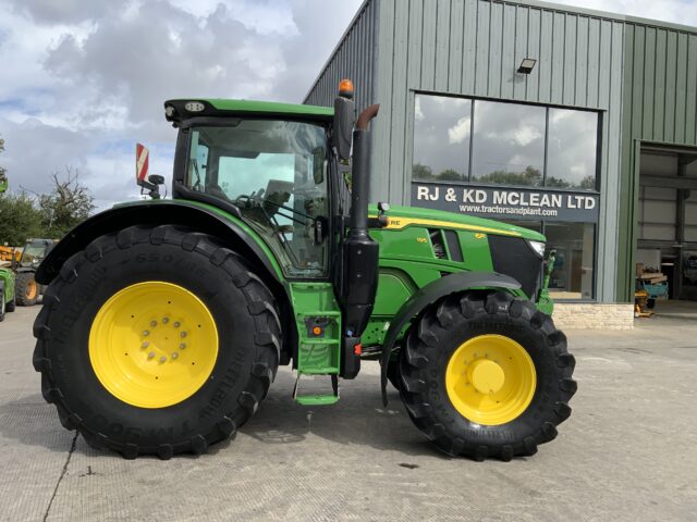 John Deere 6R195 Ultimate Edition (ST24288)