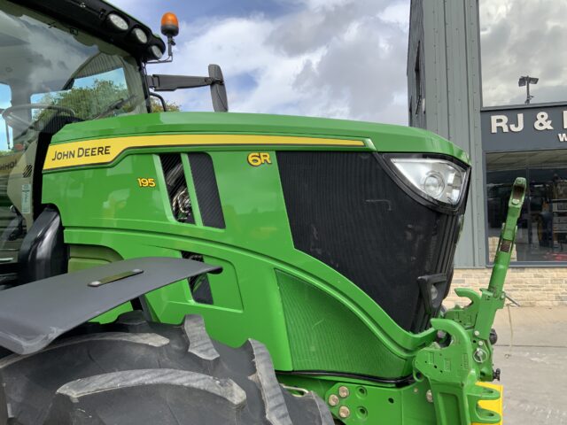 John Deere 6R195 Ultimate Edition (ST24288)
