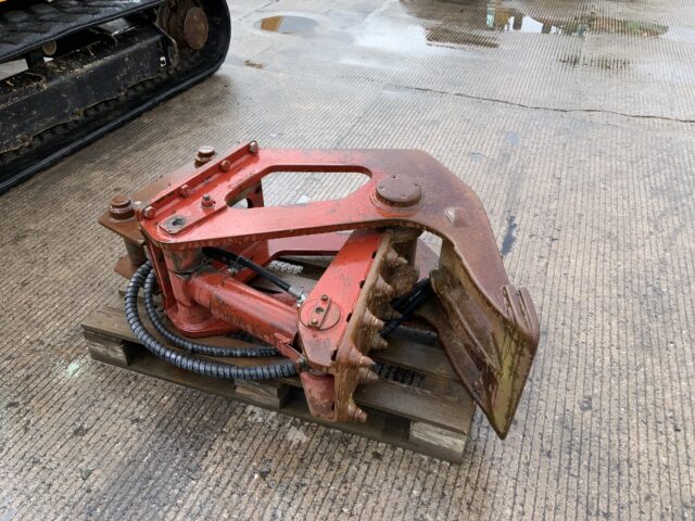 Digbits Concrete Crusher