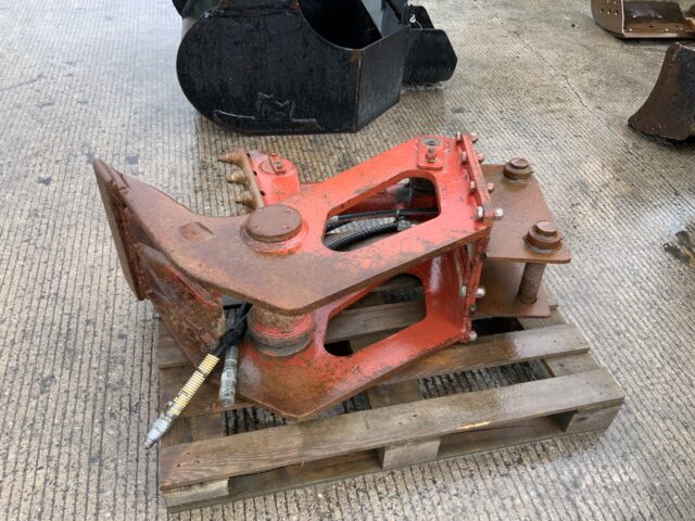 Digbits Concrete Crusher